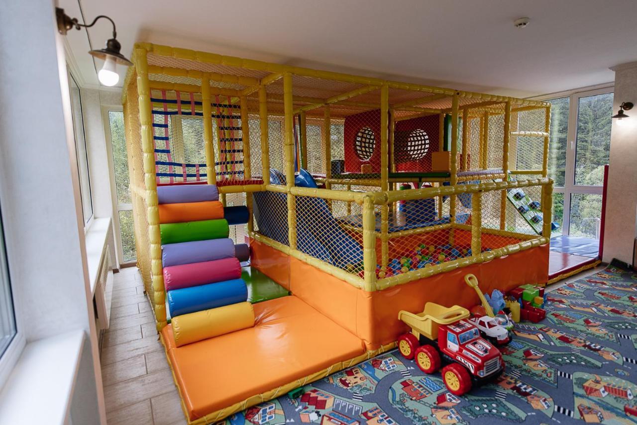 Toga Cottage Yablunytsya Bagian luar foto